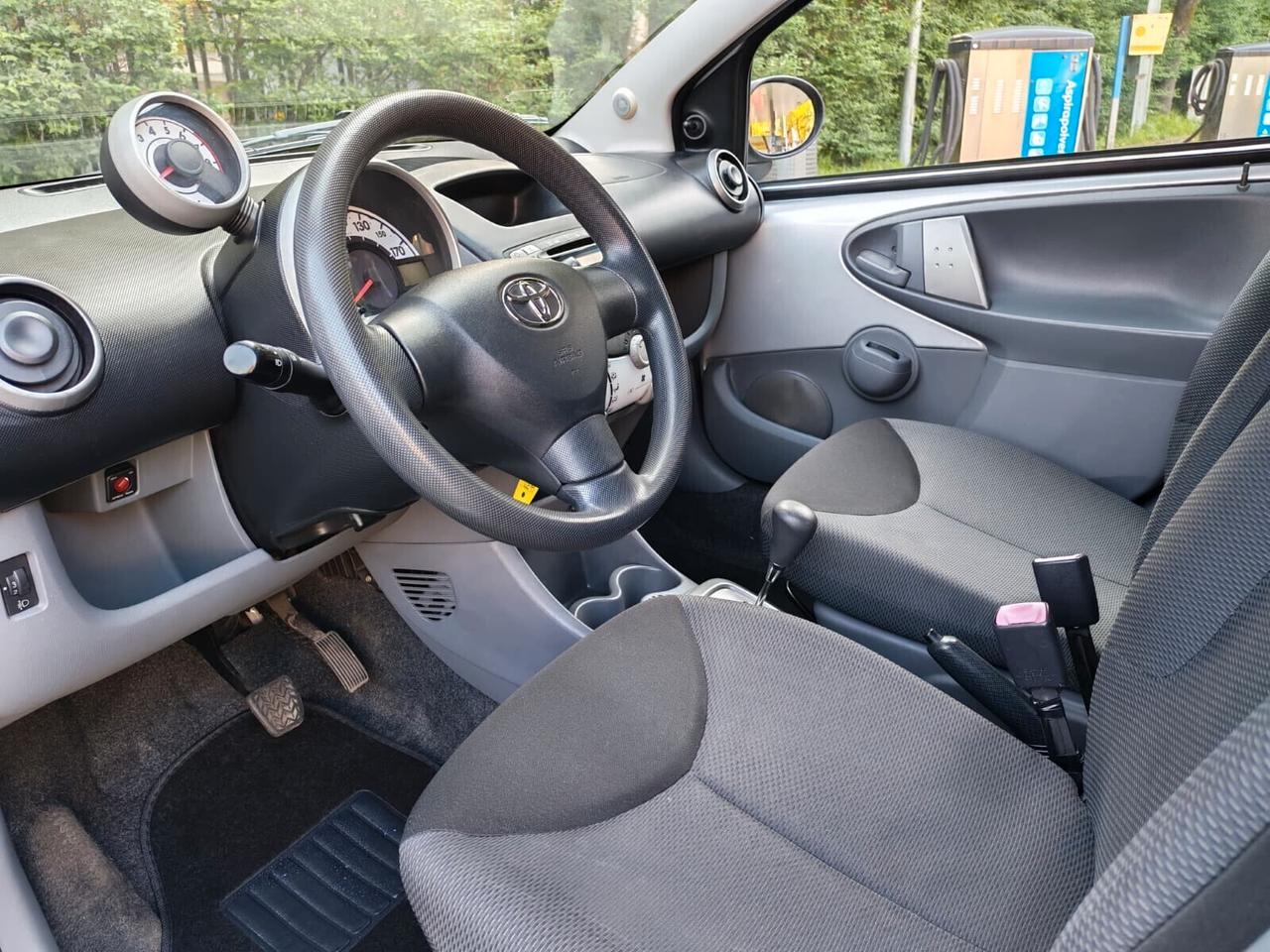 Toyota Aygo - AUTOMATICA !!!