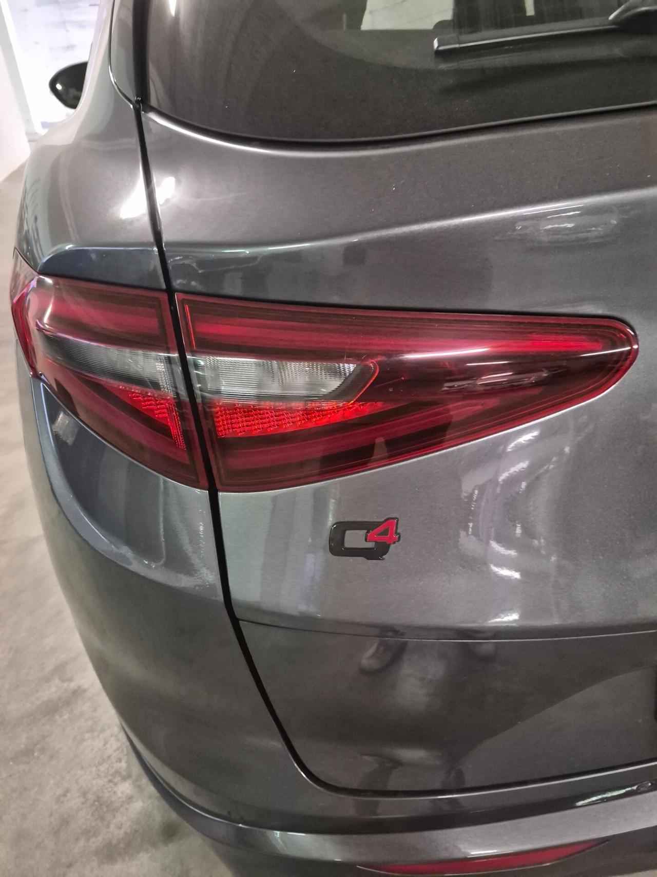 Alfa Romeo Stelvio 2.2 Turbodiesel 210 CV AT8 Q4 Veloce