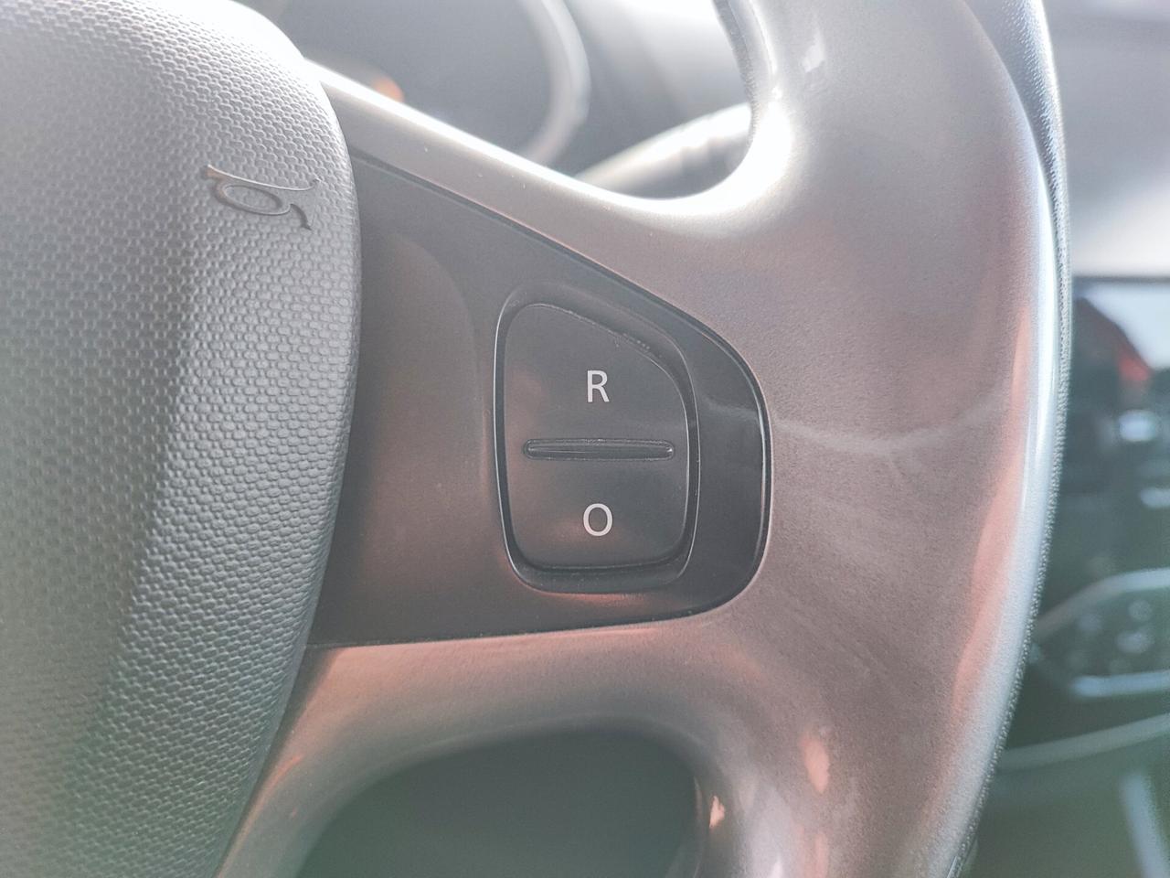 Renault Clio 1.2 75CV GPL 5 porte Costume National