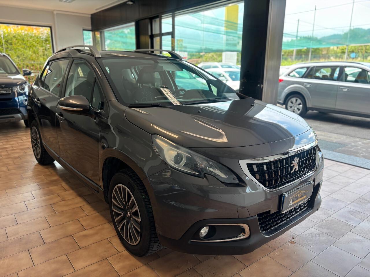 Peugeot 2008 1.2 puretech*PER NEOPATENTATI*DISTRIBUZIONE FATTA