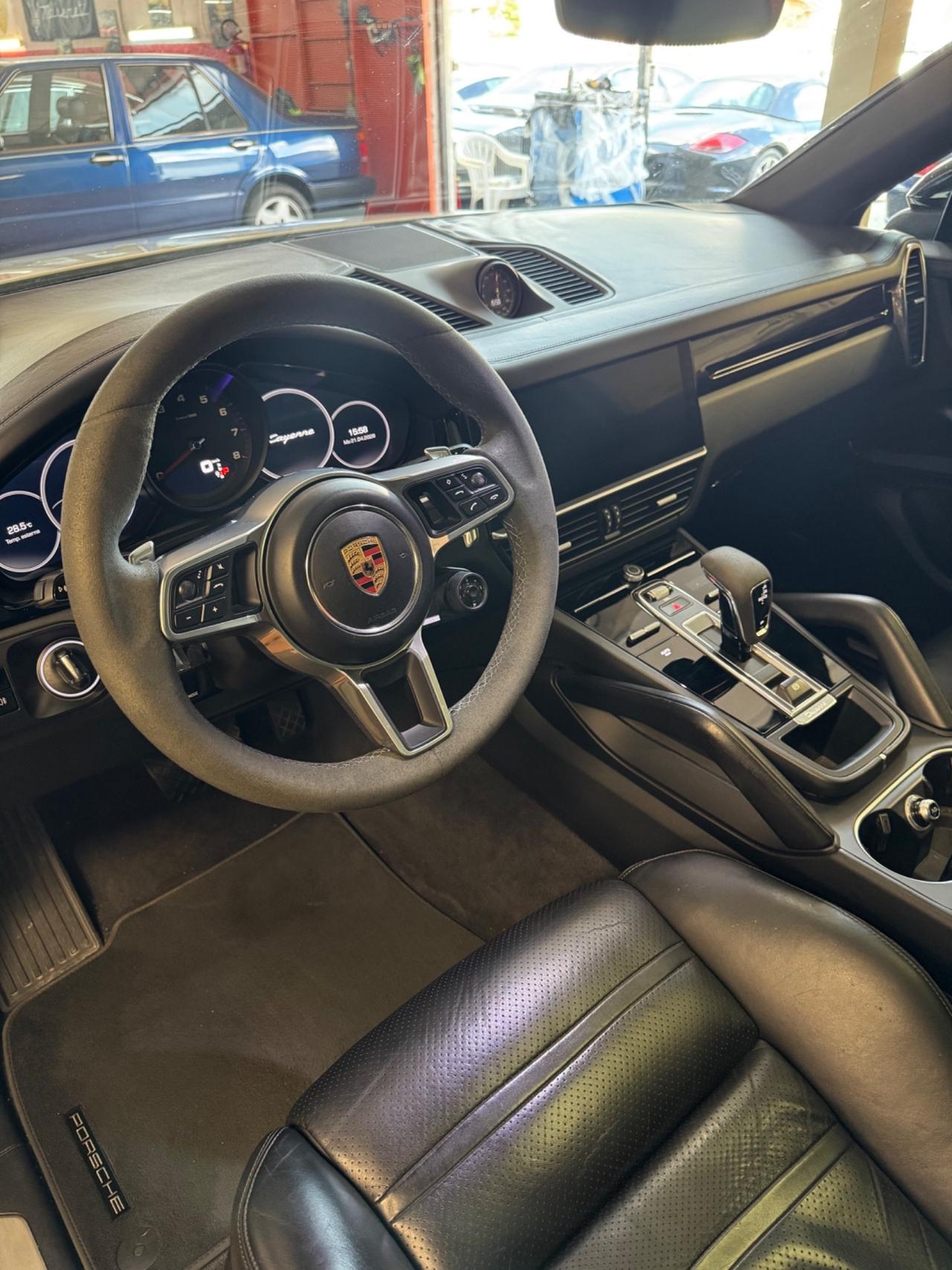 Porsche Cayenne Coupe 3.0 V6 PERMUTE