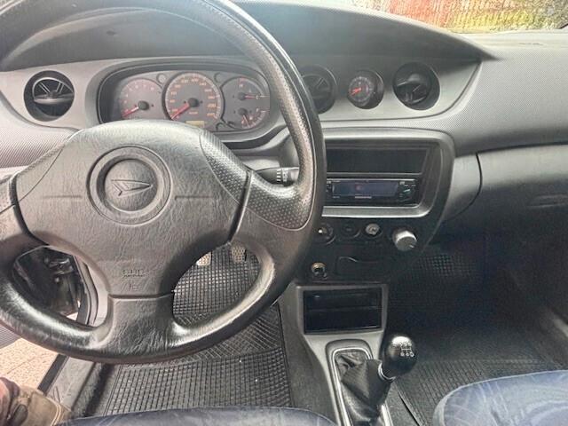 Daihatsu YRV anche permuta o scambi0