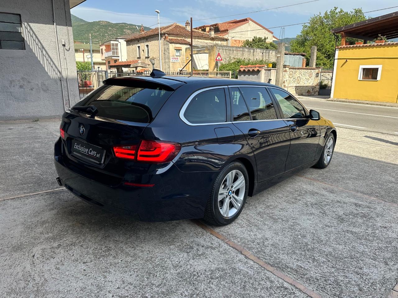 BMW 520d Touring Business aut.
