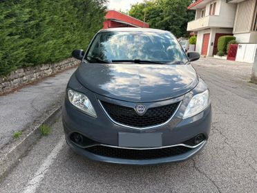 LANCIA Ypsilon RESTYLING 1.2 69 CV 5 porte Gold