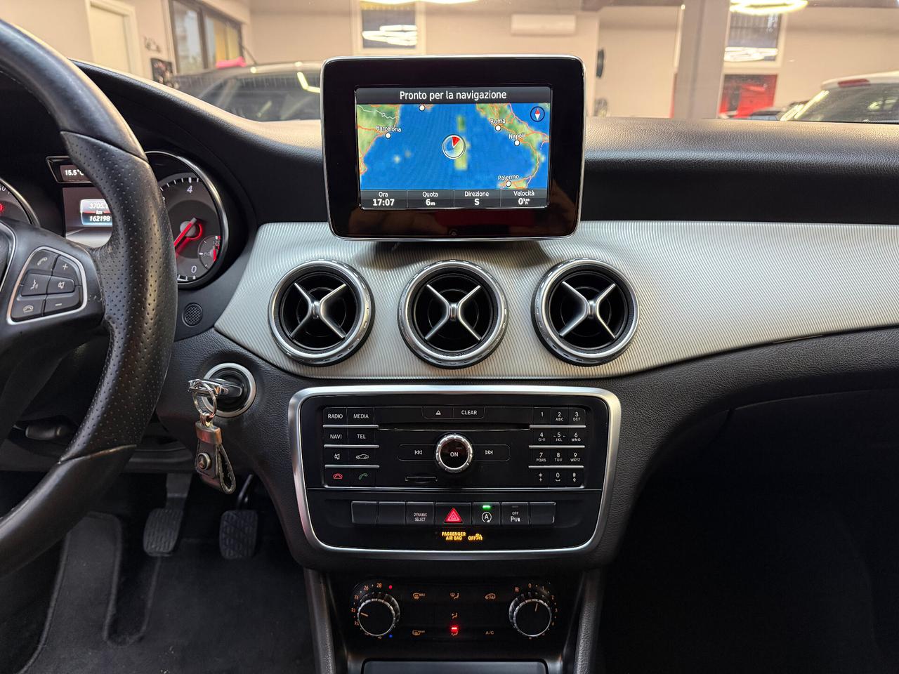 Mercedes-benz GLA 180 d - FABIANOAUTO