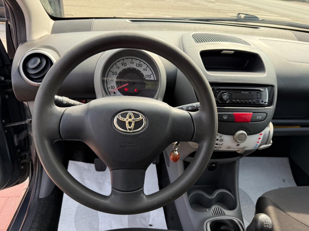 Toyota Aygo 1.0 12V VVT-i 5 porte NEOPATENTATI