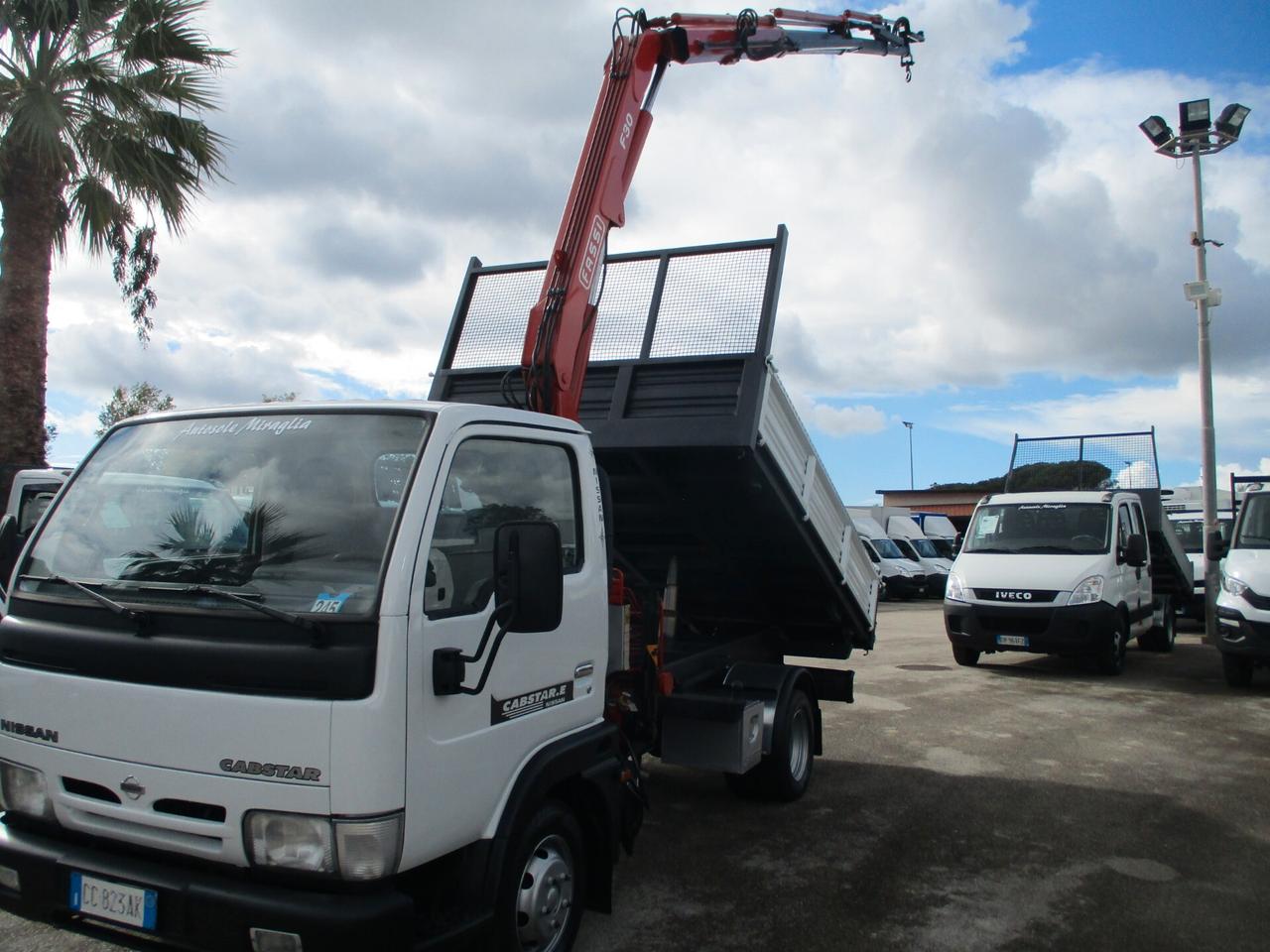 Nissan Cabstar 3000 120CV GRU FASSI F30 3S +RIBALT ATTACCHI PUNTA