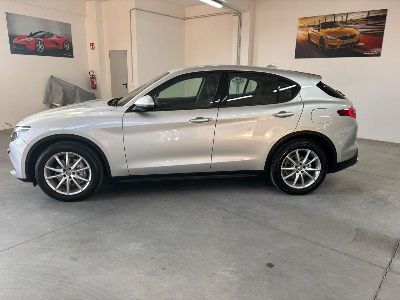 Alfa Romeo Stelvio 2.2 Turbodiesel 190 CV AT8 RWD Executive