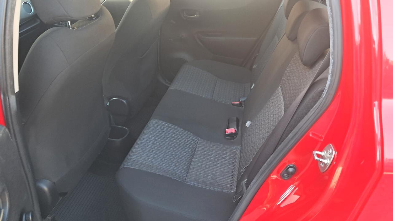 Toyota Yaris 1.0 5 porte