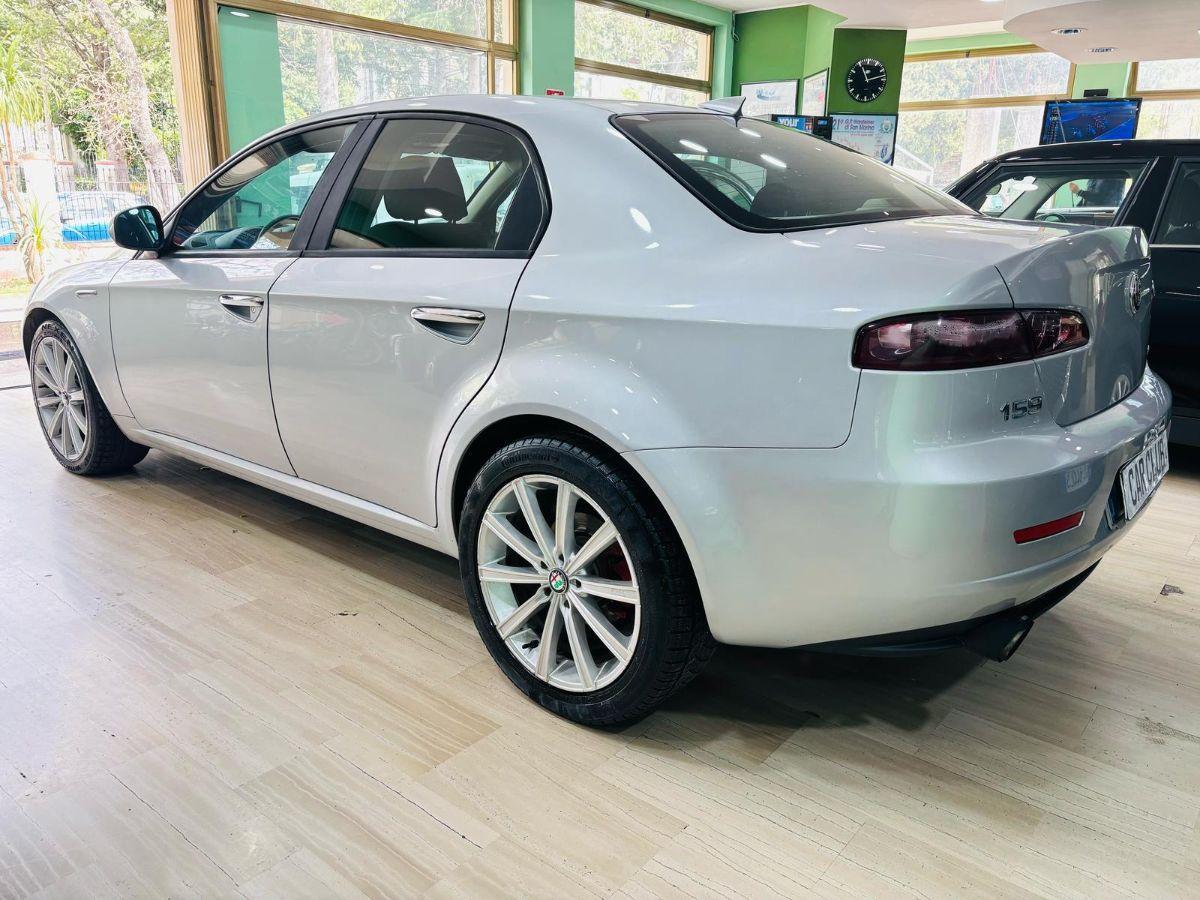 Alfa Romeo 159 1.9 JTDm 150cv 16V Distinctive Akrapovic