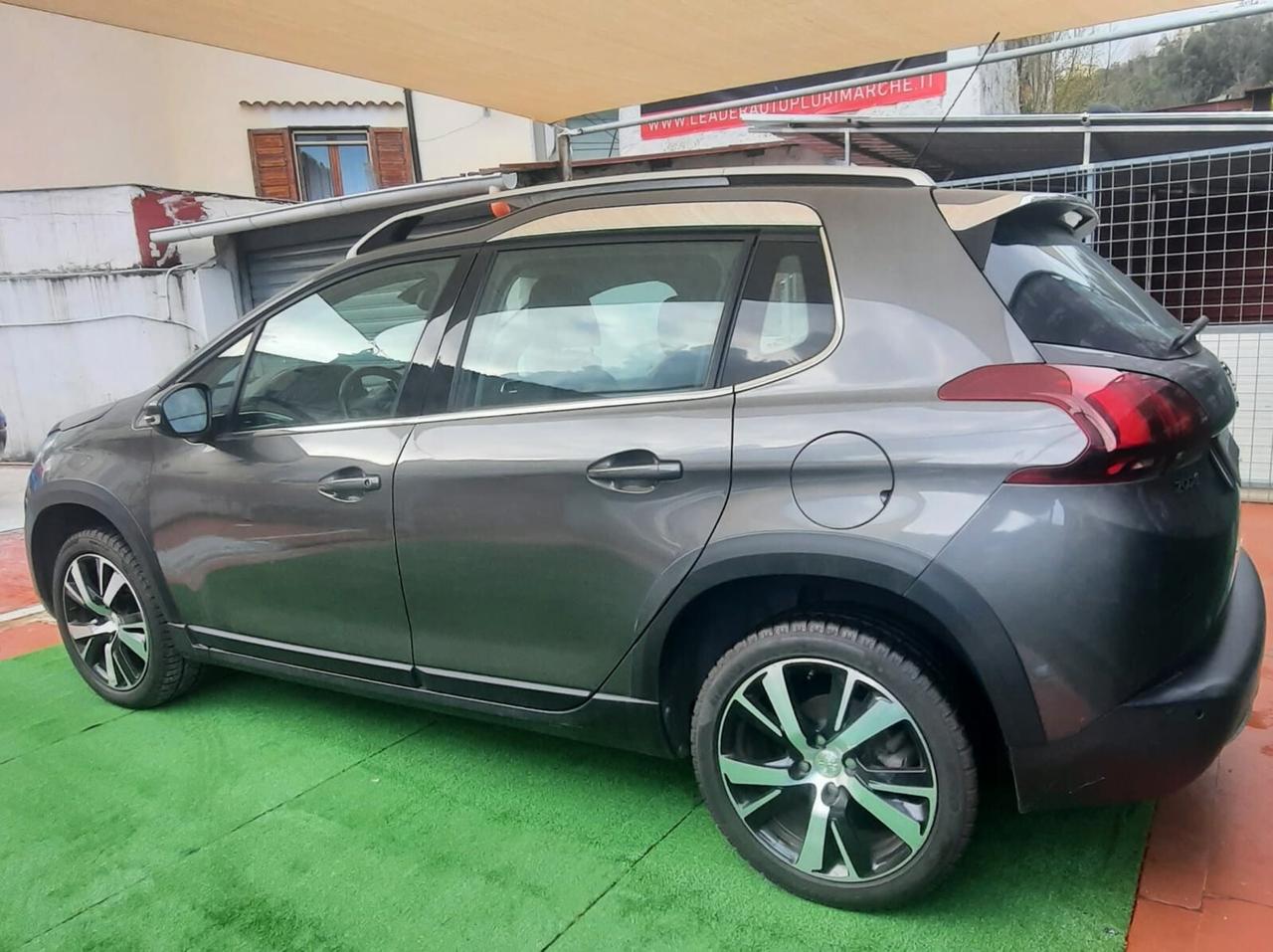 Peugeot 2008 1.6 BlueHDi 120 cv Allure