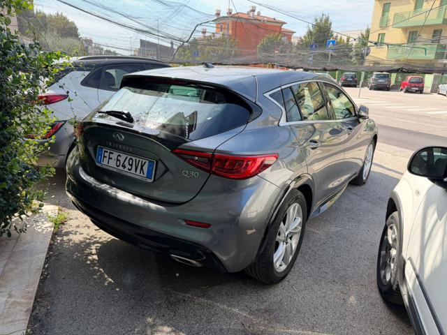 INFINITI Q30 1.5 diesel Premium Tech EURO 6