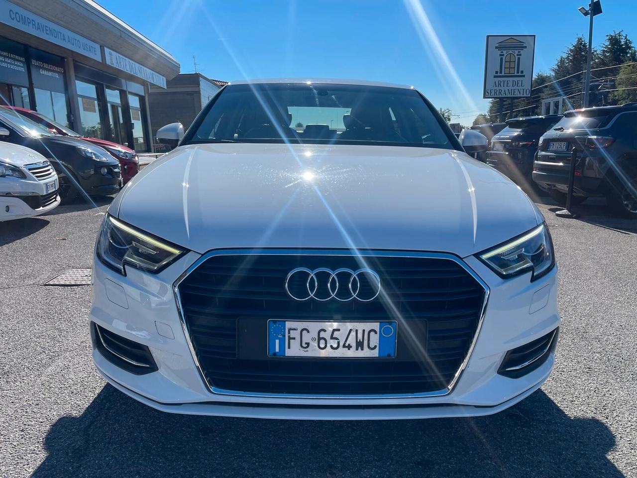 Audi A3 Sedan 1.6 TDI Business