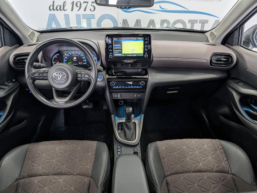 Toyota Yaris Cross 1.5h Lounge fwd 116cv e-cvt