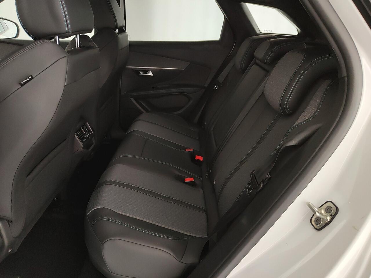 Peugeot 3008 Hybrid4 300 e-EAT8 Allure Pack