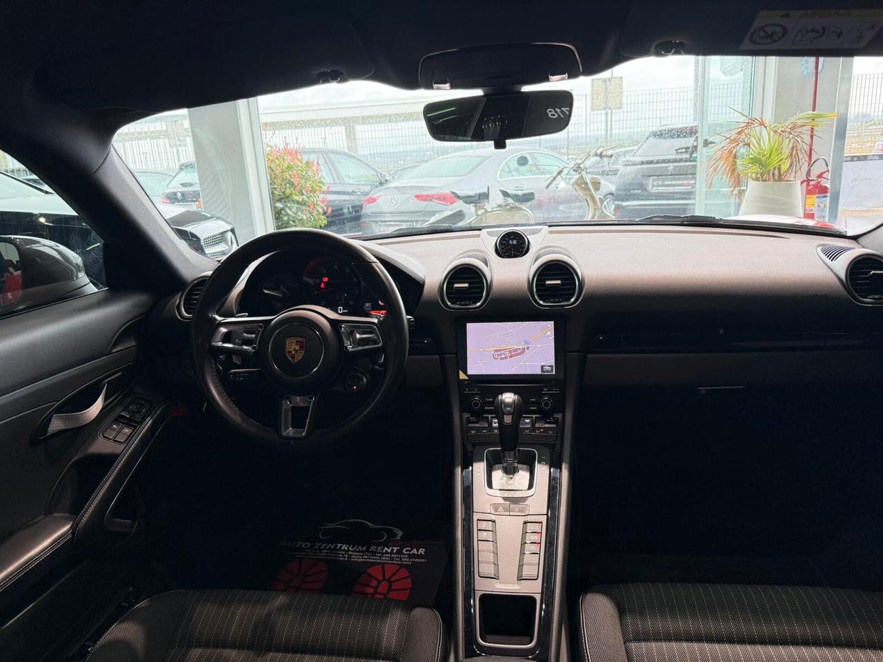 Porsche Cayman 718 T