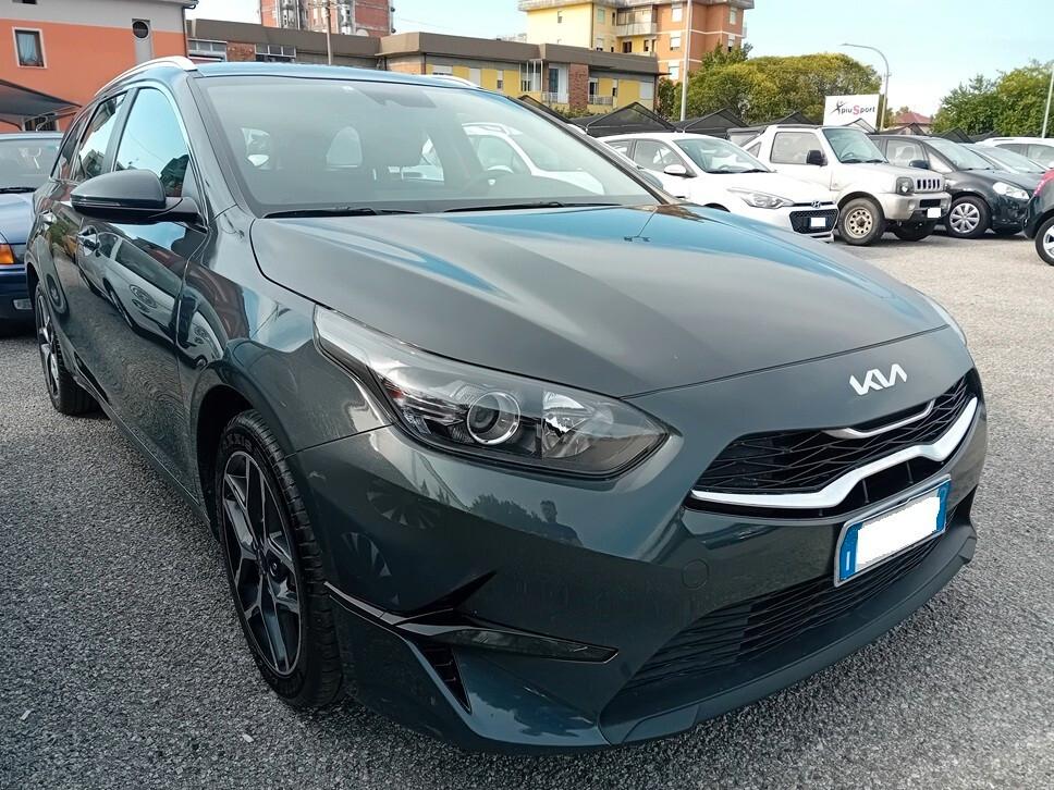 Kia Ceed 1.6 CRDi 136 CV MHEV DCT SW Business