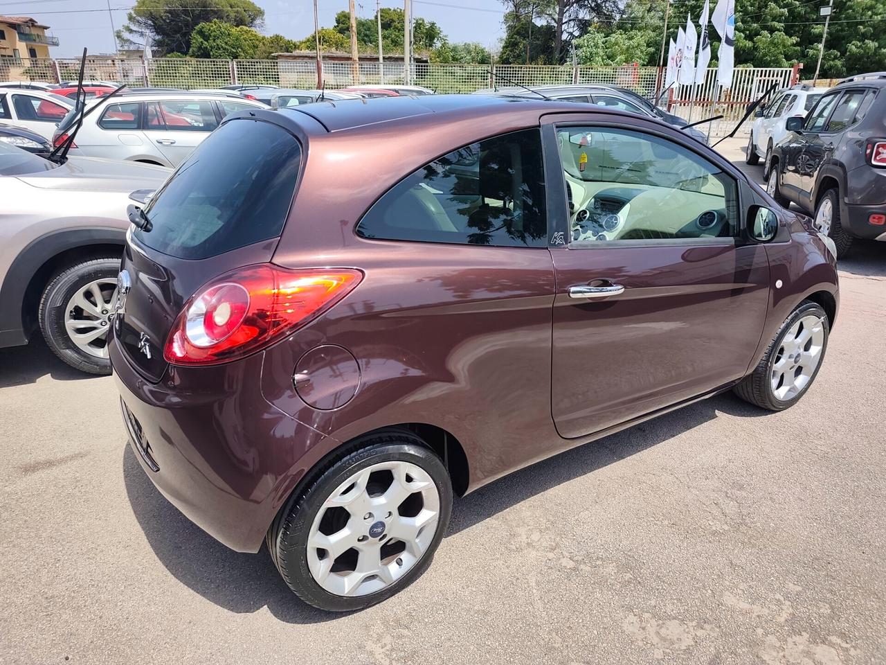 Ford Ka 1.2 BENZINA Titanium TETTO