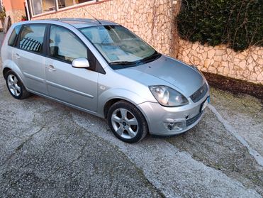 Ford Fiesta 1.4 TDCi 5p. Ghia