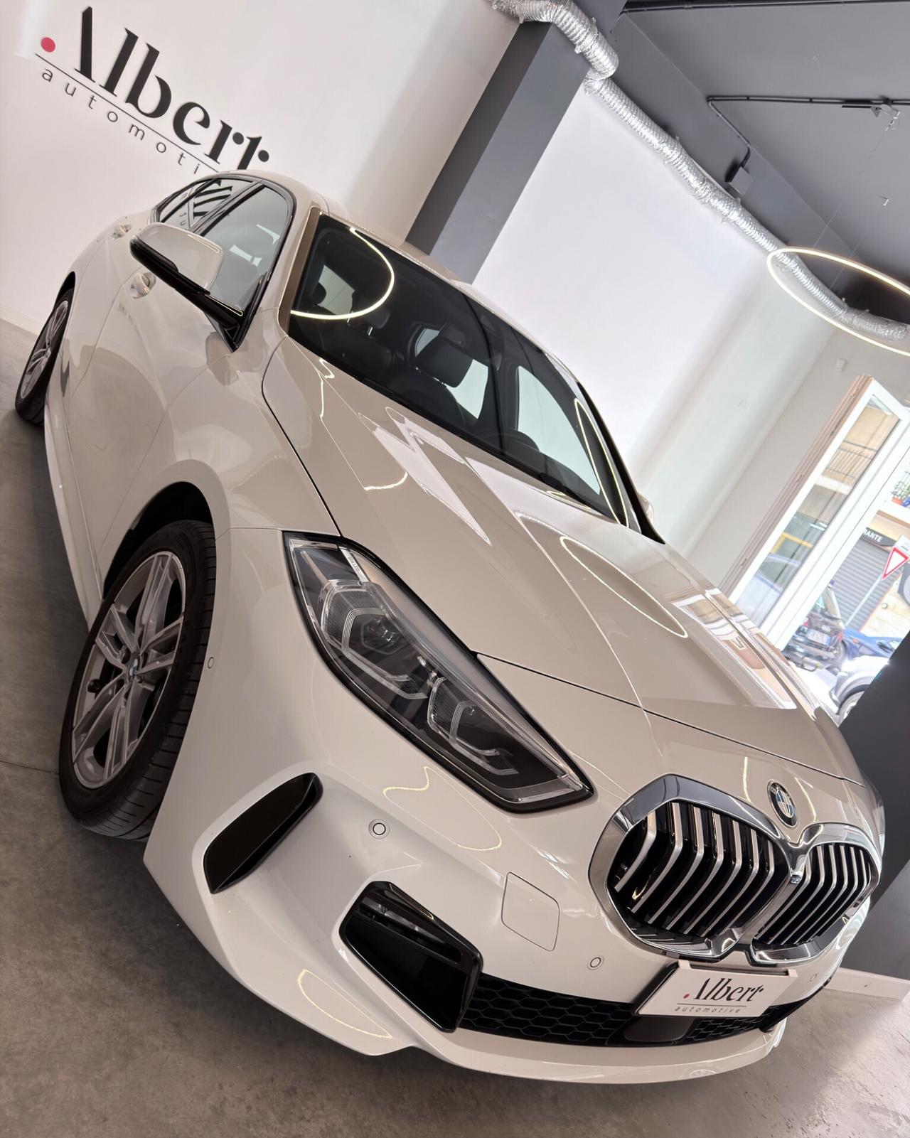 Bmw 118 118i 5p. Msport