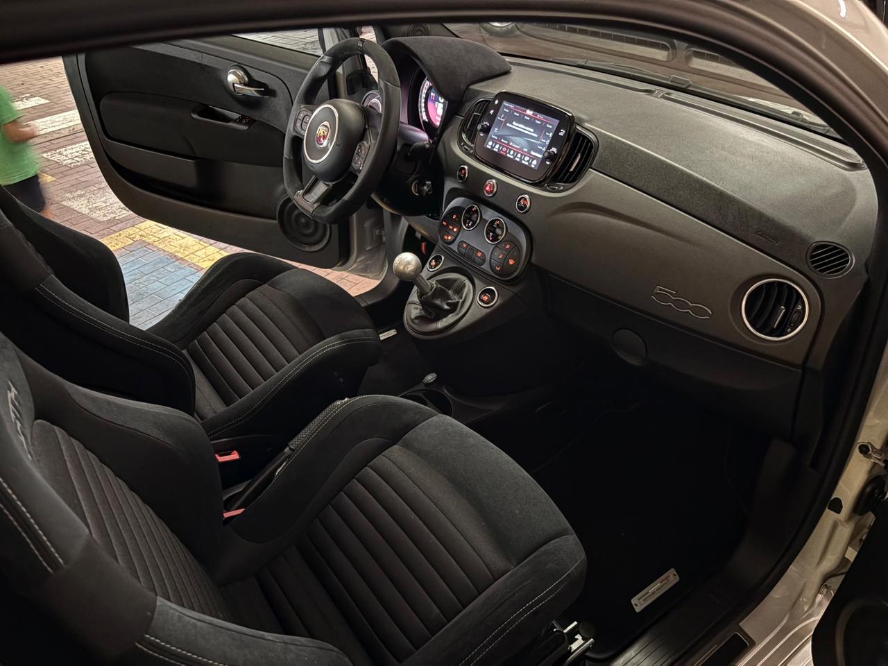 Abarth 595 C 1.4 Turbo T-Jet 180 CV Competizione