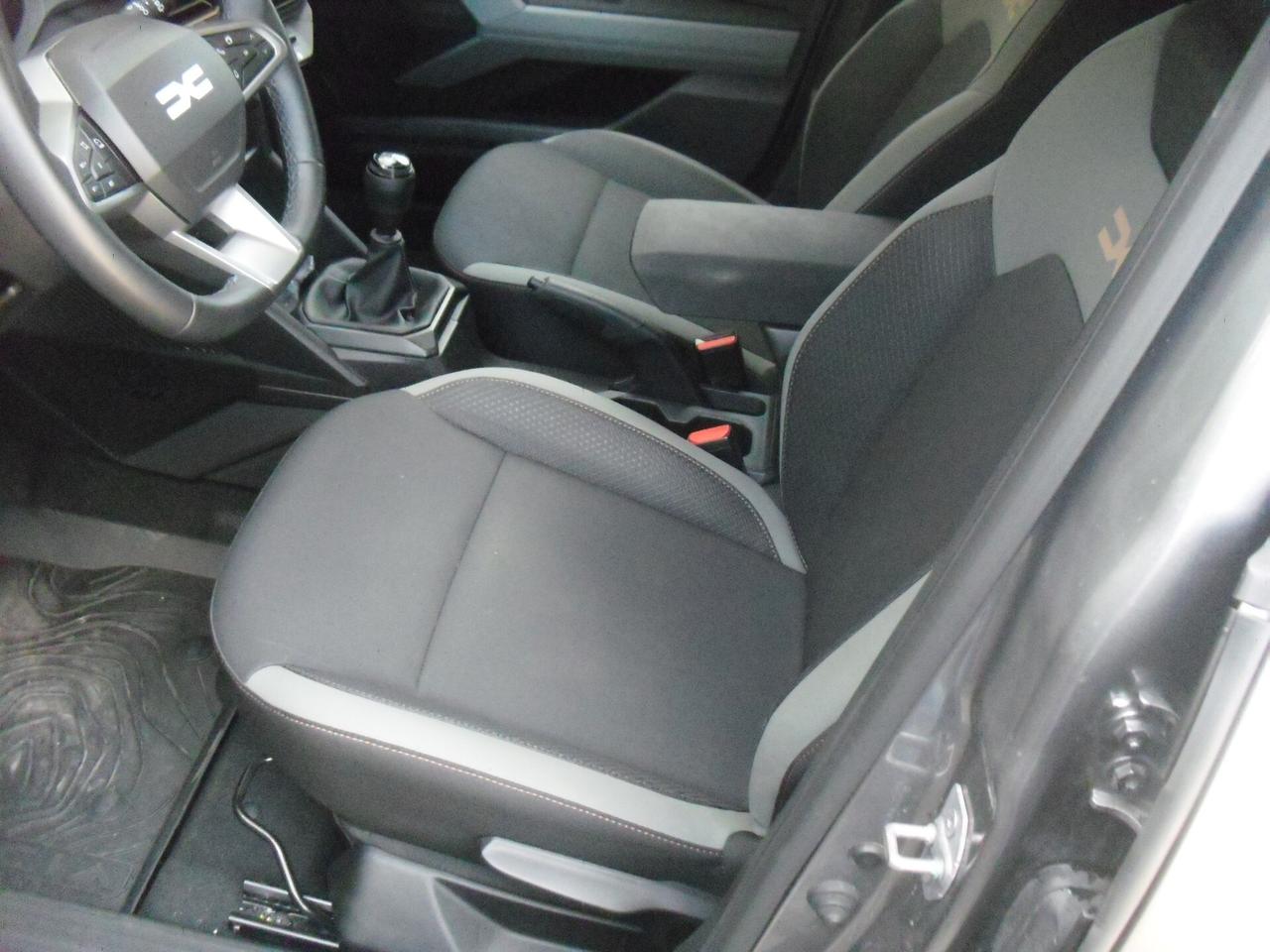 Dacia Duster Tce 130 CV MHEV 4x4 Extreme, PARI AL NUOVO, FULL OPTIONAL!!