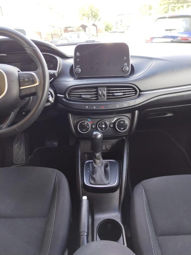 FIAT Tipo 1.6 Mjt S&S DCT SW Lounge