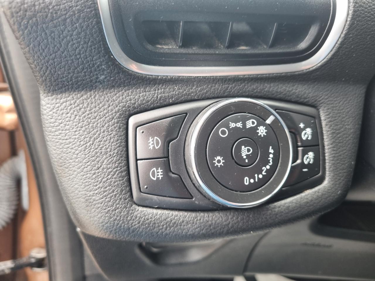 Ford B-Max 1.6 TDCi 95 CV Titanium TETTO PANORAMICO