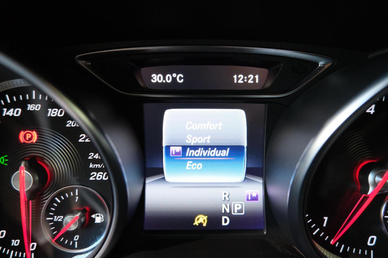 Mercedes CLA Shooting Brake 200 d Sport 4matic auto