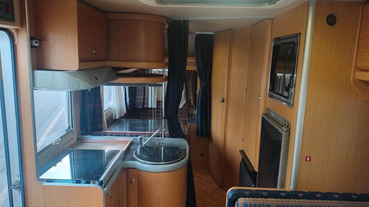 Laika Ecovip 5L serie oro IVECO DAILY Patente B
