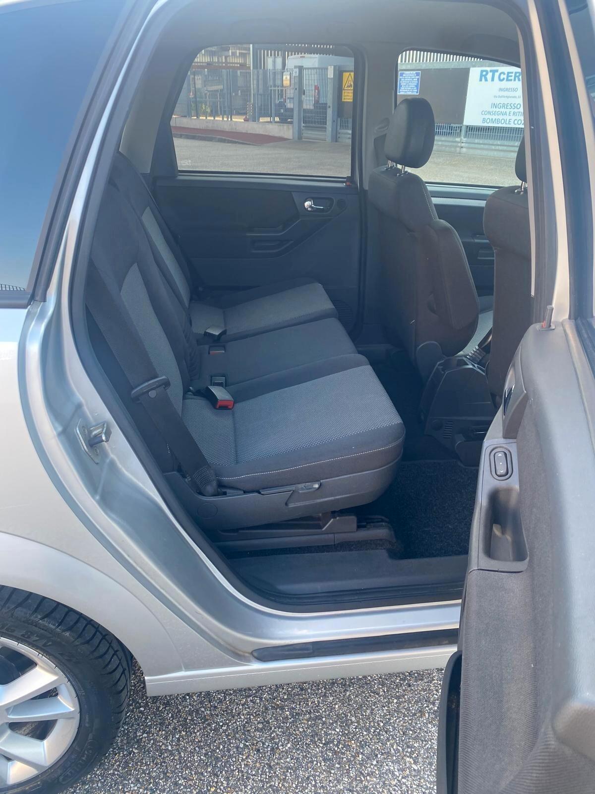 Opel Meriva 1.6 16V Cosmo ADATTA AI NEOPTATENTATI UNICO PROPRIETARIO