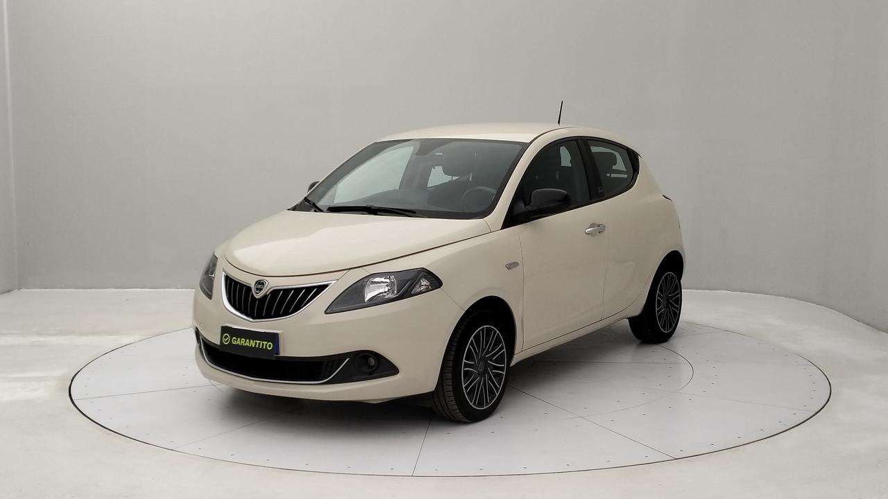 LANCIA Ypsilon III - Ypsilon 1.0 firefly hybrid Gold s&s 70cv