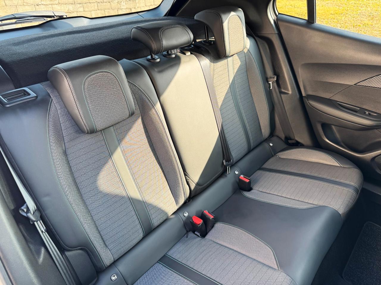 Peugeot 2008 1.5 110cv Allure Pack | PREZZO PROMO