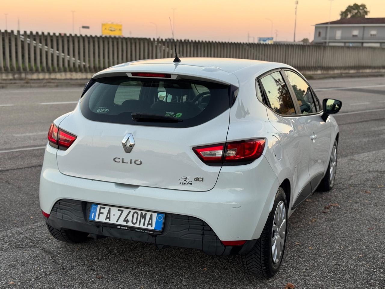 Renault Clio 1.5 dCi 75CV 5 porte