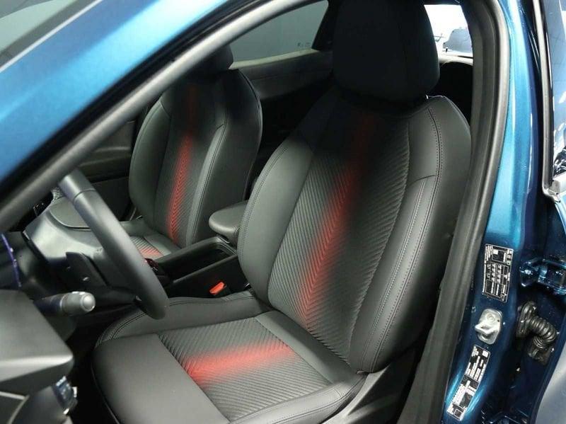 Alfa Romeo Junior HYBRID Q4 145cv