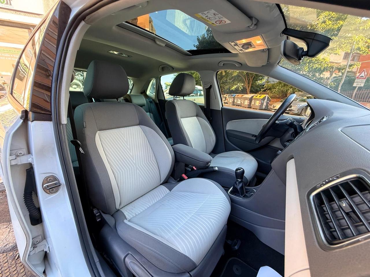 Volkswagen Polo 1.4 TDI 90CV UNIPRO TETTO STRAFULL