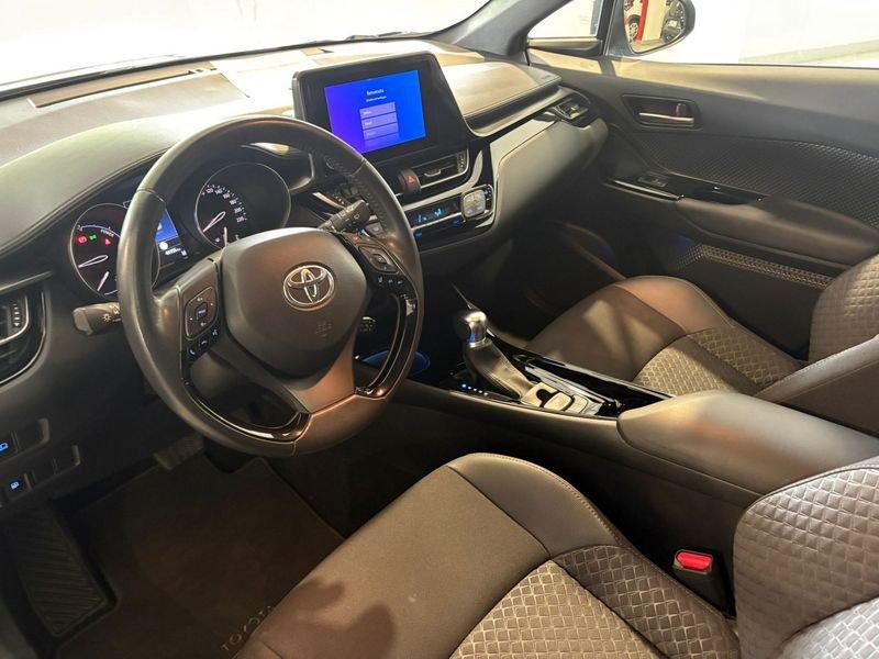 Toyota C-HR 2.0H (184CV) E-CVT Trend