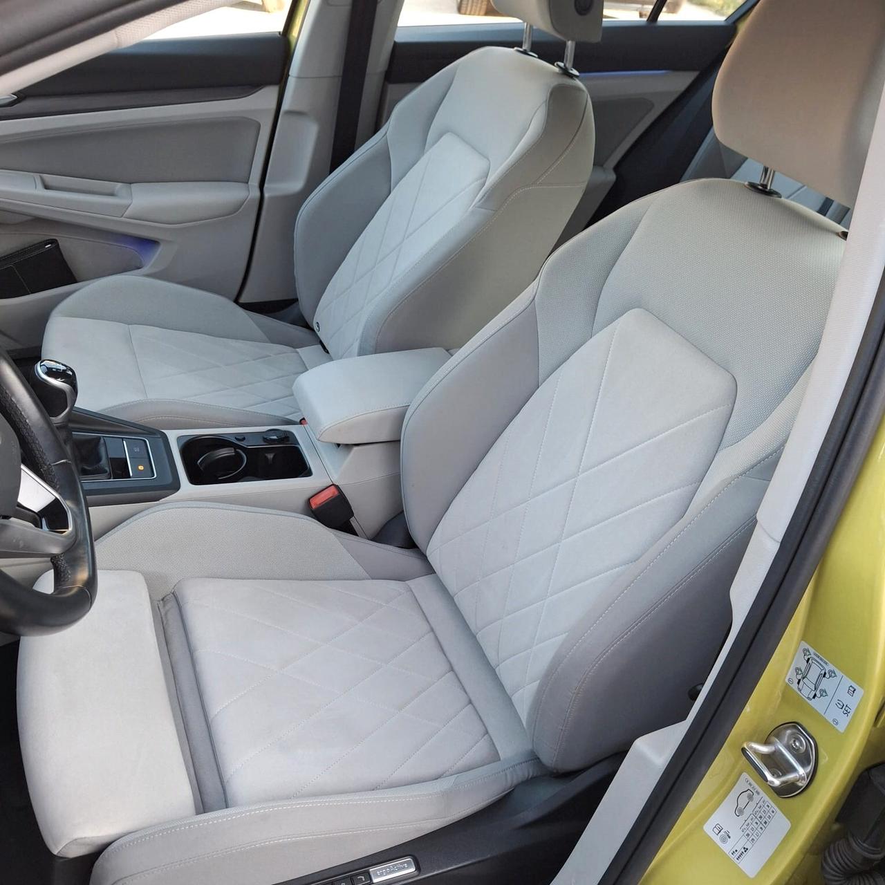 Volkswagen Golf 1.5 TGI Style