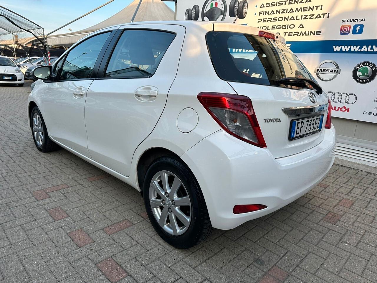 Toyota Yaris 1.0 5 porte Lounge - Unico Proprietario