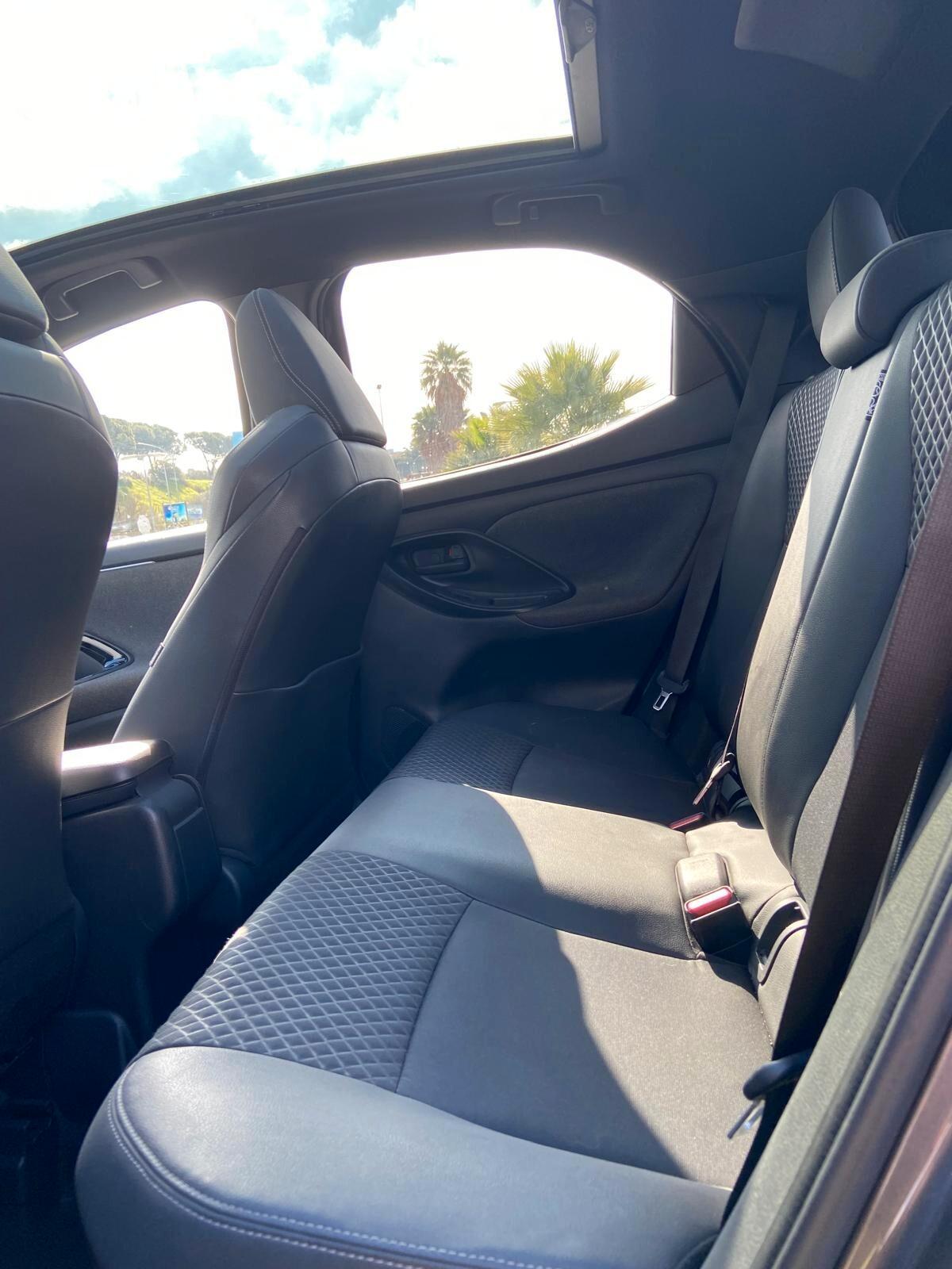 Toyota Yaris 1.5 Hybrid 5 porte Lounge