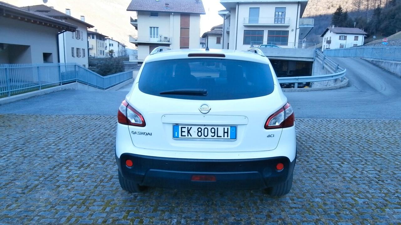 Nissan Qashqai 1.5 dCi DPF Tekna