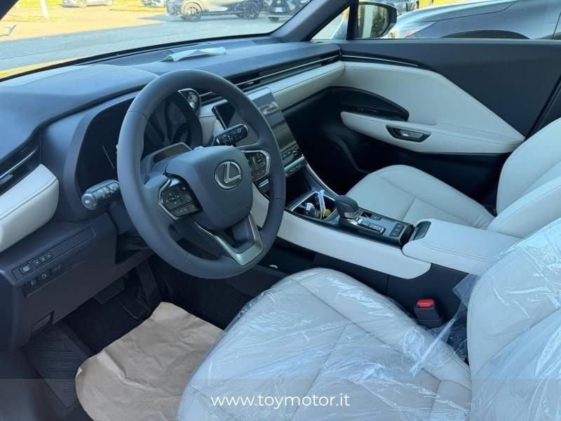 Lexus LBX Hybrid Elegant
