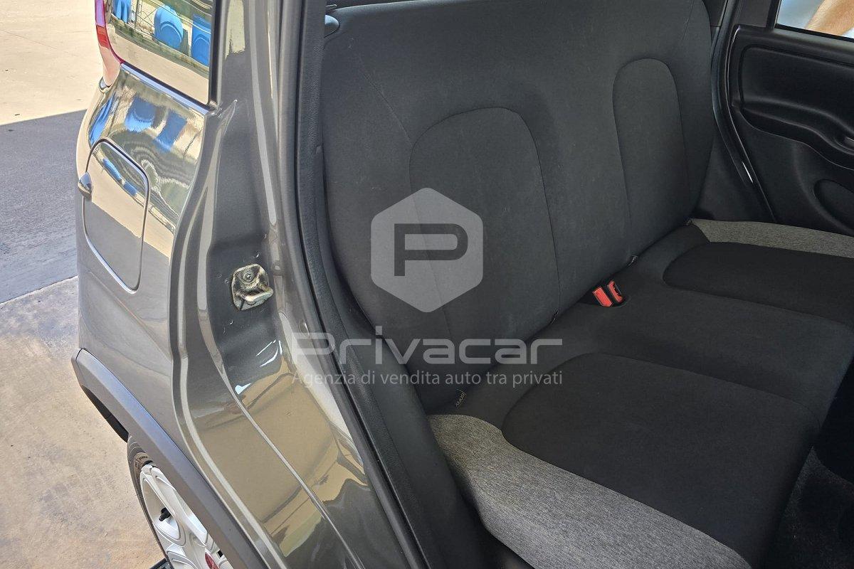 FIAT Panda 1.0 FireFly S&S Hybrid Garmin