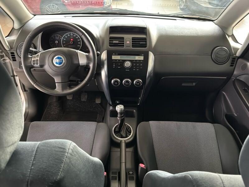 FIAT Sedici EMOTION 1.6 BENZ. 4X4