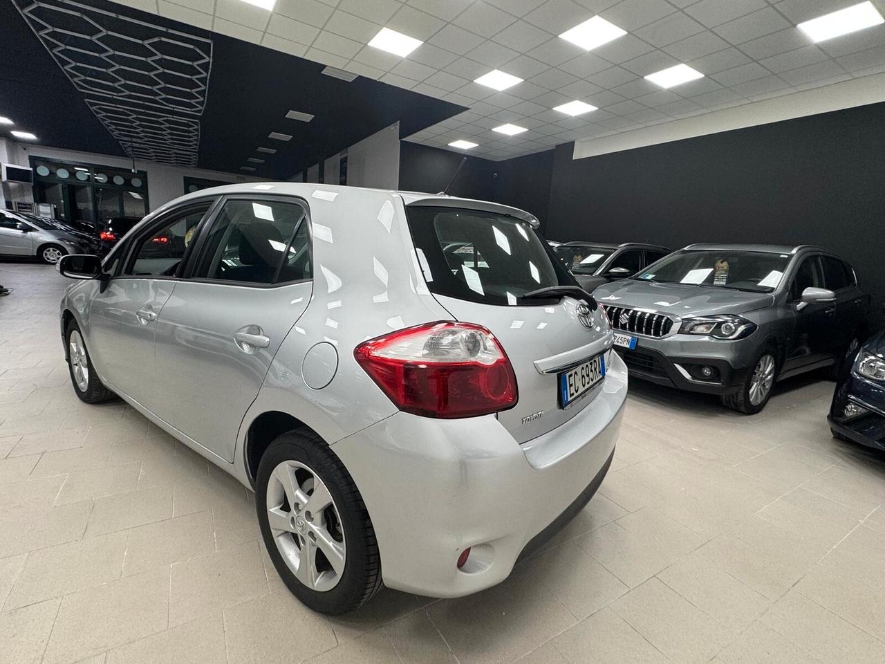 Toyota Auris 1.4 D-4D 5 porte Sol