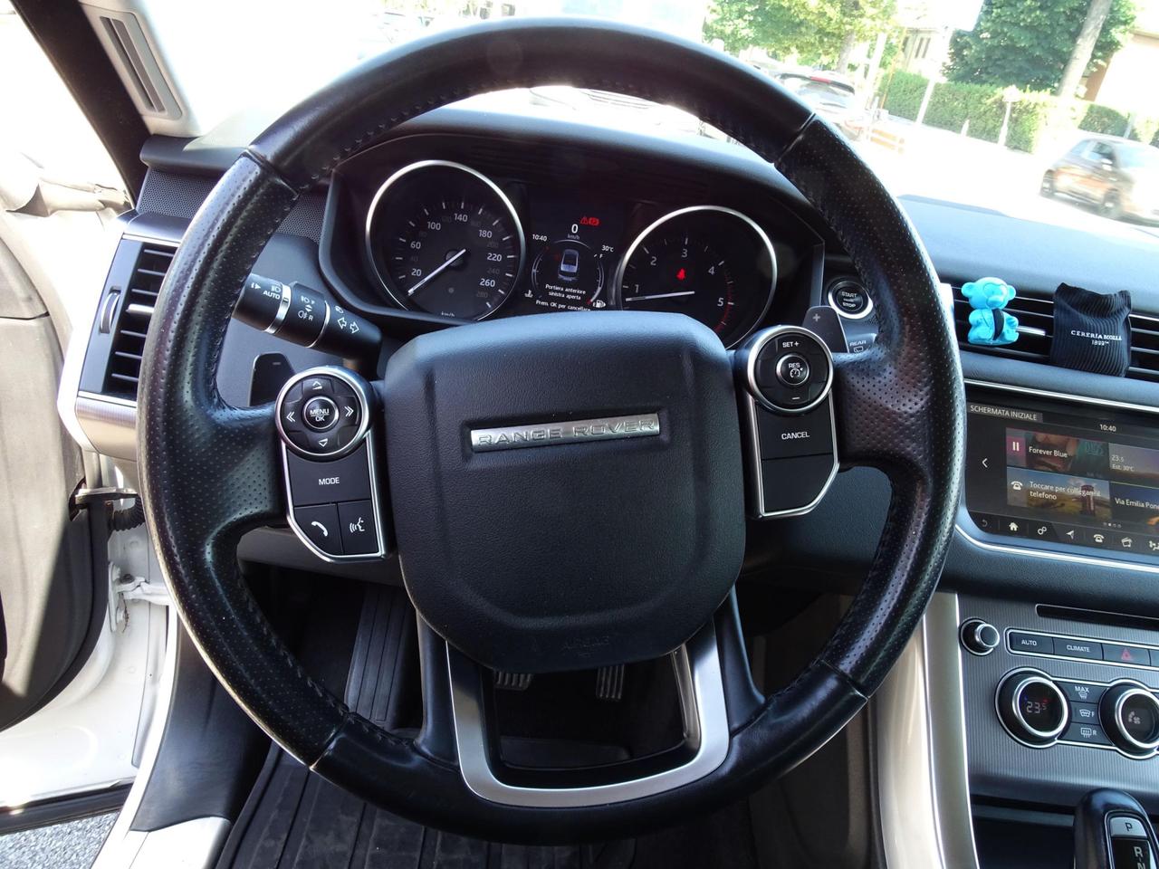 Land Rover Range Rover Sport 3.0 SDV6 HSE Dynamic