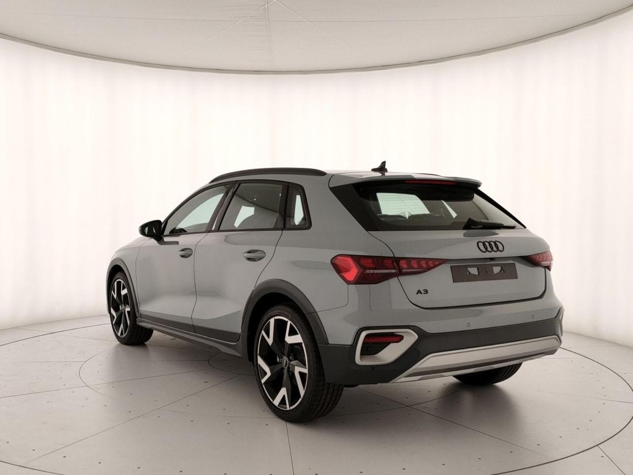 Audi A3 allstreet 1.5 tfsi mhev identity contrast 150cv s-tronic