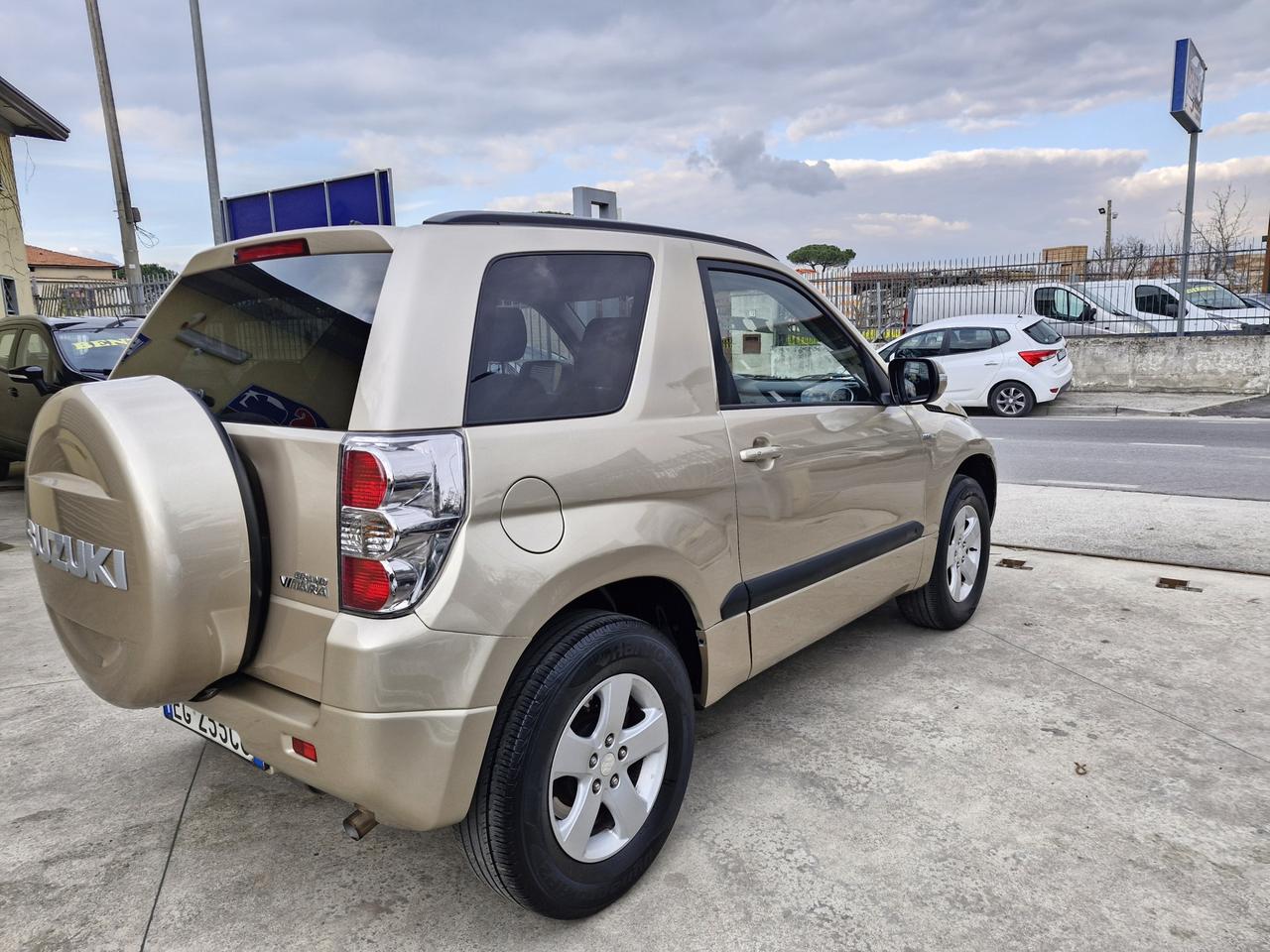 SUZUKI GRAND VITARA 1.9 DDiS 3P OFFROAD ANNO 2011