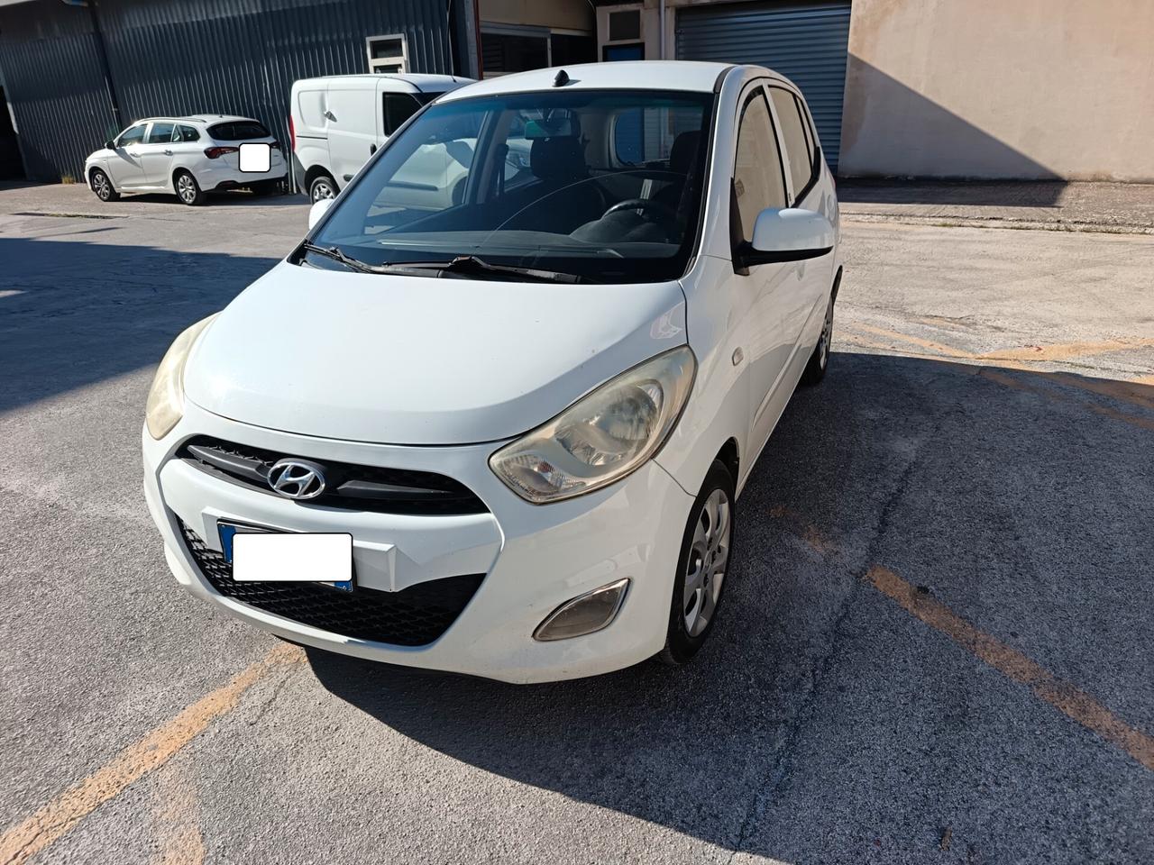 Hyundai i10 - 1.1 GPL Classic Plus SCAD. GPL 2033 OK NEOPATENTATI