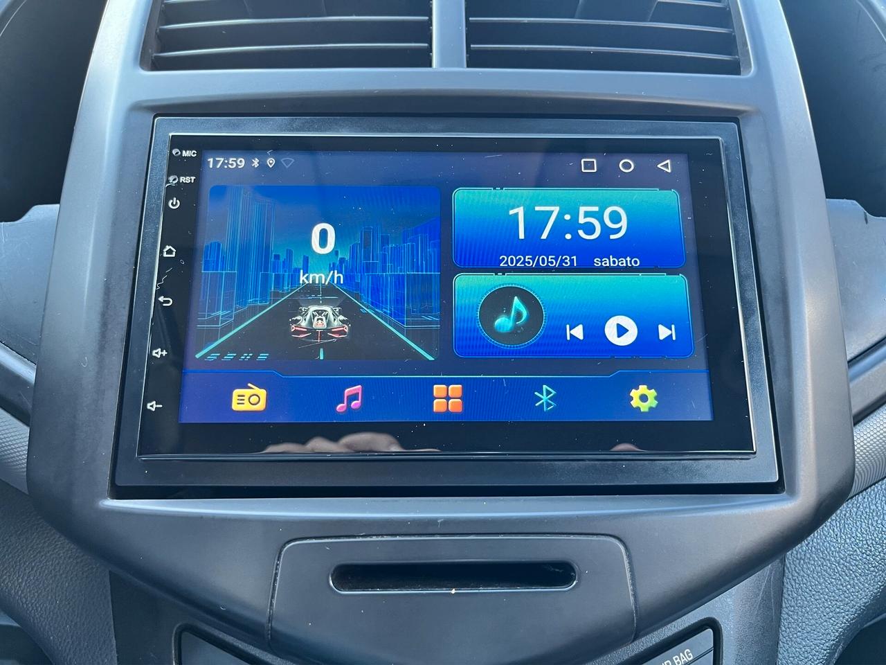 Chevrolet Aveo 1.2 GPL - TOUCHSCREEN